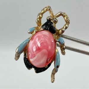 Vintage Gold Tone Coral Glass Jelly Belly Beatle Brooch Pin Enamel Cute Dainty